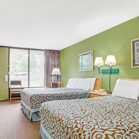 Days Inn By Wyndham Bradenton - Near The Gulf Εξωτερικό φωτογραφία