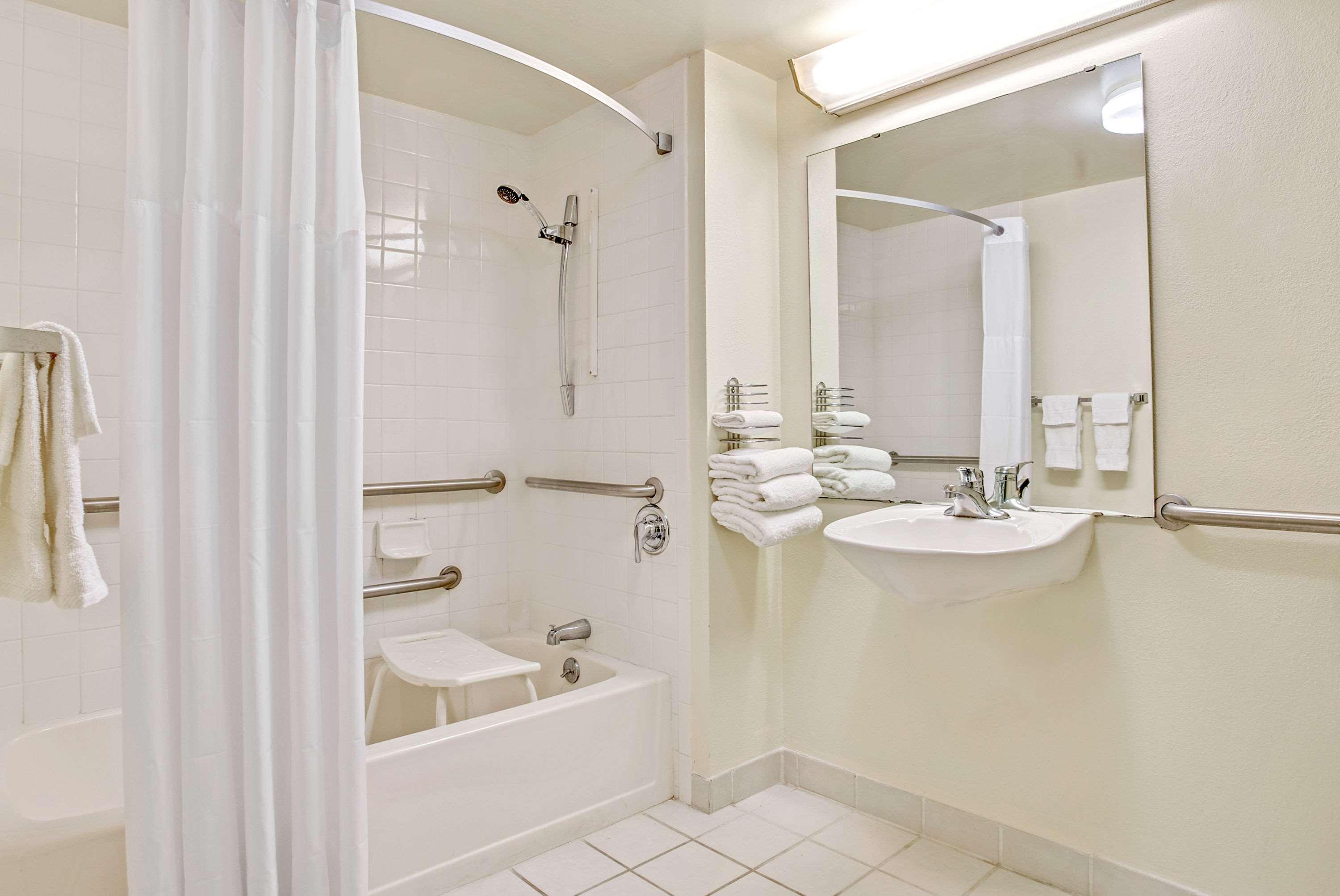 Days Inn By Wyndham Bradenton - Near The Gulf Εξωτερικό φωτογραφία