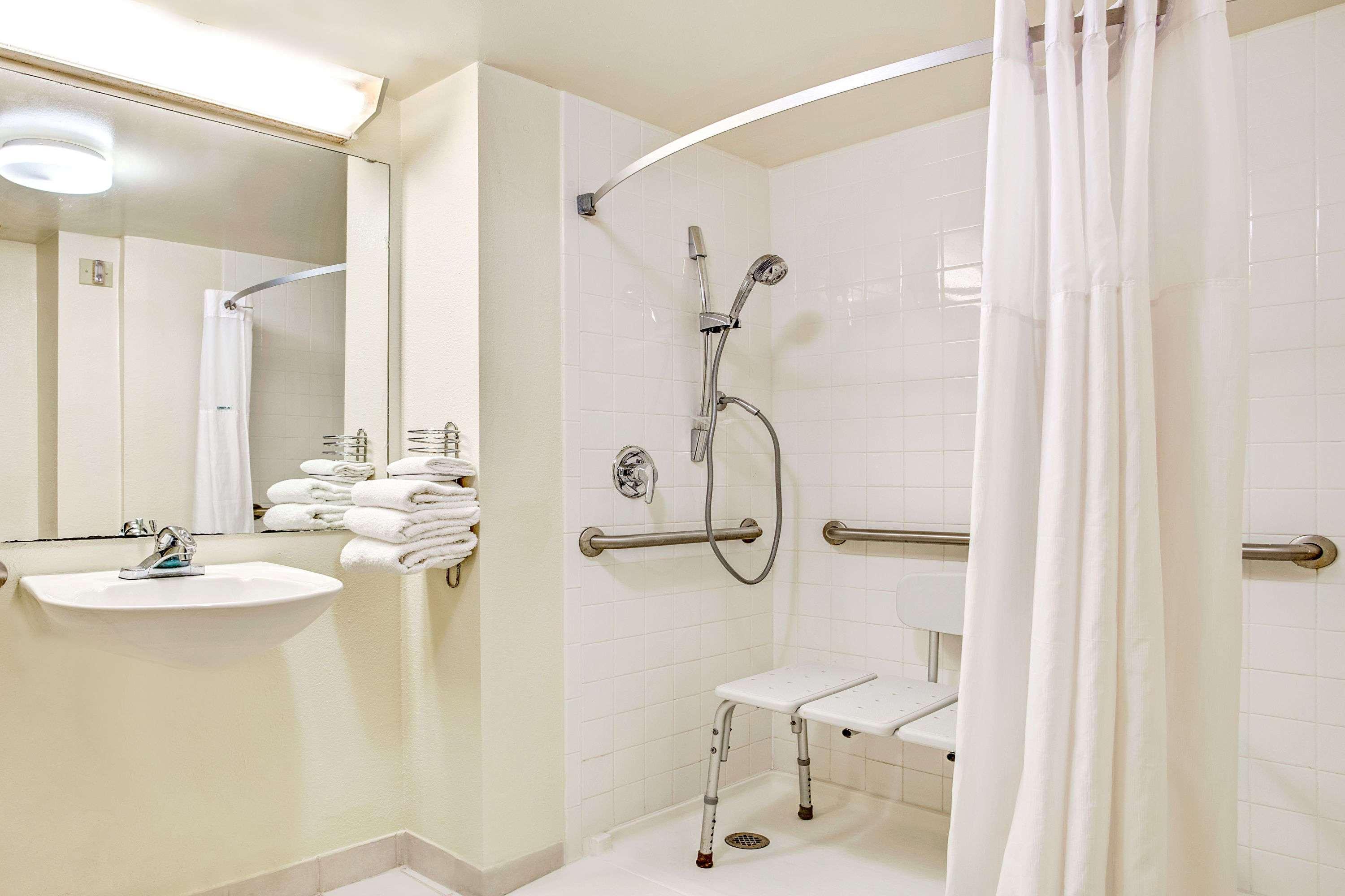 Days Inn By Wyndham Bradenton - Near The Gulf Εξωτερικό φωτογραφία